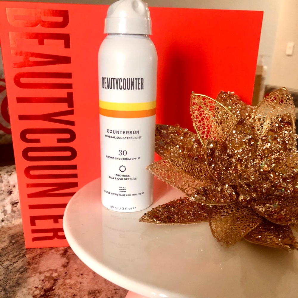 New Beautycounter Mineral Sunscreen Mist